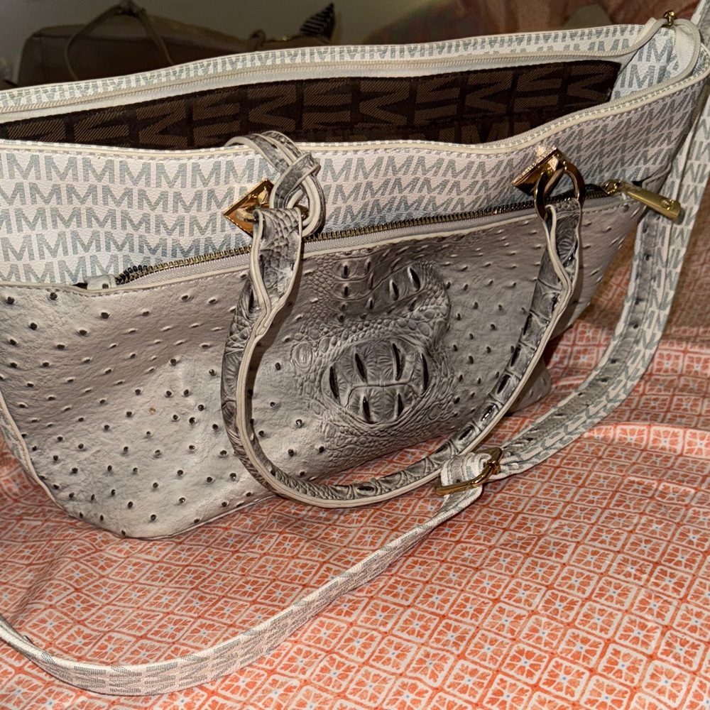 Elegant Gray Women's Tote Bag